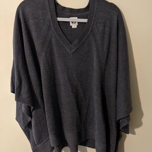 DONATING 11/22 - ANNE KLEIN Sweater Poncho
